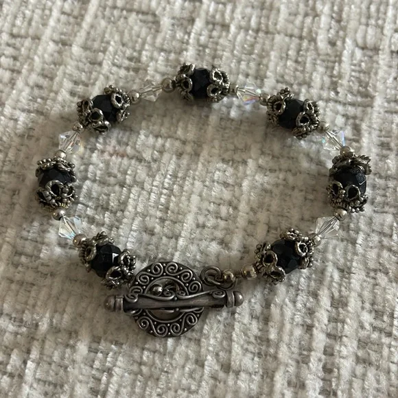 Crystal Bracelet Black & Clear - Picture 3 of 4